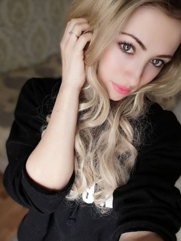Юна